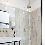 Stout & Co. Ξενοδοχείο