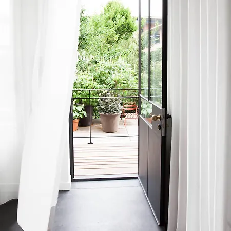 Stout & Co. Amsterdam