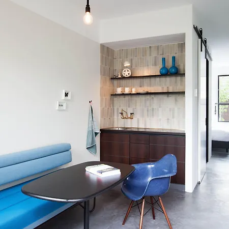 Hotel Stout & Co. 3*