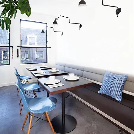 Stout & Co. 3* أمستردام